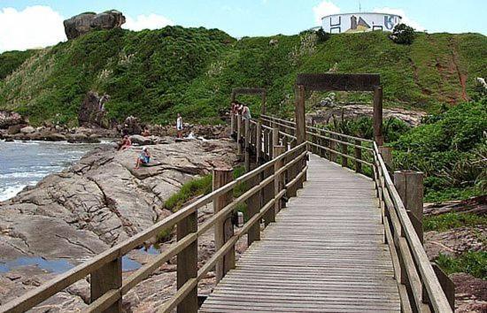 Pousada Ramos Na Areia Hotel Itanhaem Ngoại thất bức ảnh